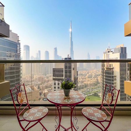 Mira Holiday Homes - Lovely Studio With Burj Khalifa View Dubaï Extérieur photo