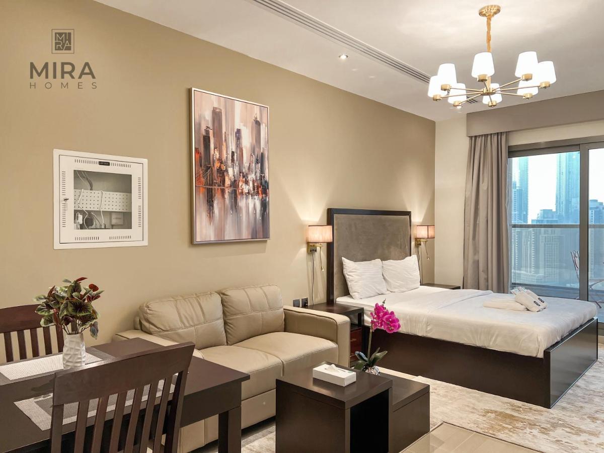 Mira Holiday Homes - Lovely Studio With Burj Khalifa View Dubaï Extérieur photo